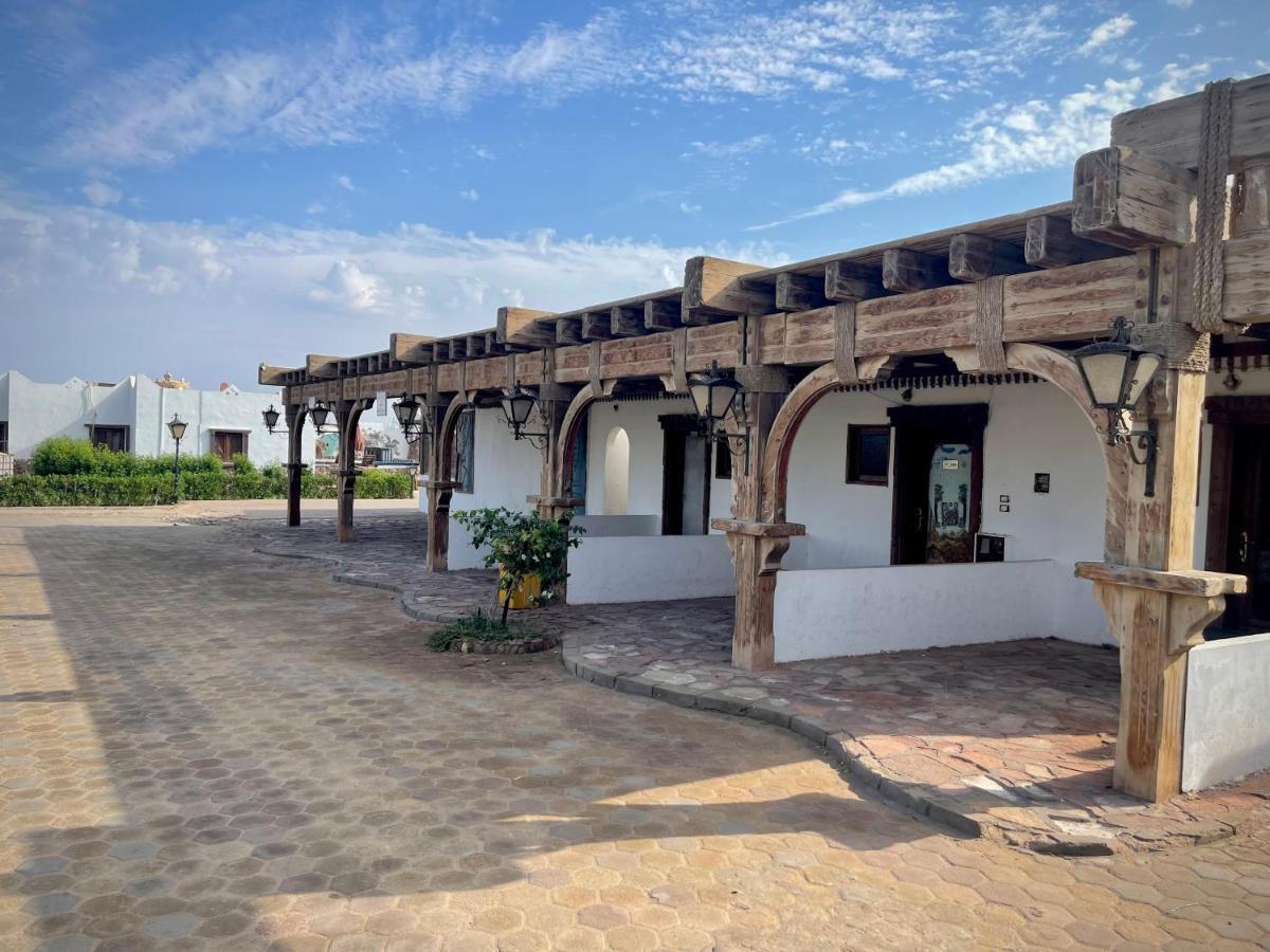 Black Prince Hotel Dahab Exterior photo